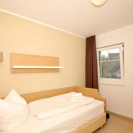 Strandnahe Mit Balkon, Gratis Nutzung Vom Ahoi Erlebnisbad Und Sauna In Sellin - Rex Rugia 14-7 Apartamento Lobbe