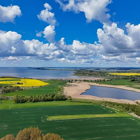 Strandnahe Mit Balkon, Gratis Nutzung Vom Ahoi Erlebnisbad Und Sauna In Sellin - Rex Rugia 14-7 * Lobbe